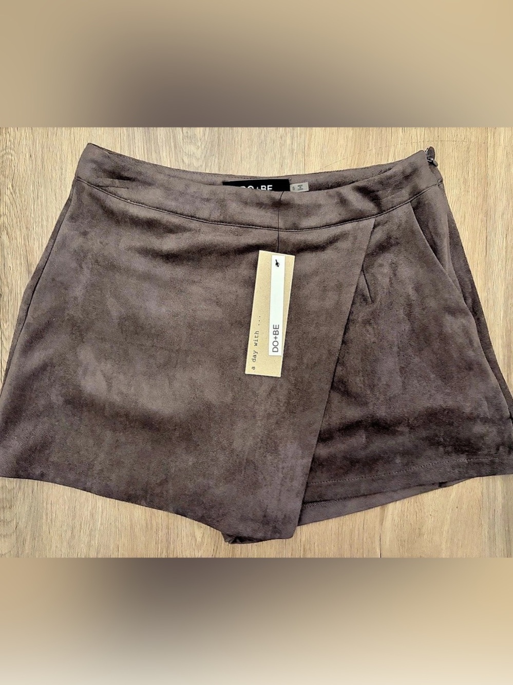 DO+BE Brown High-Waisted skirt Like New size small